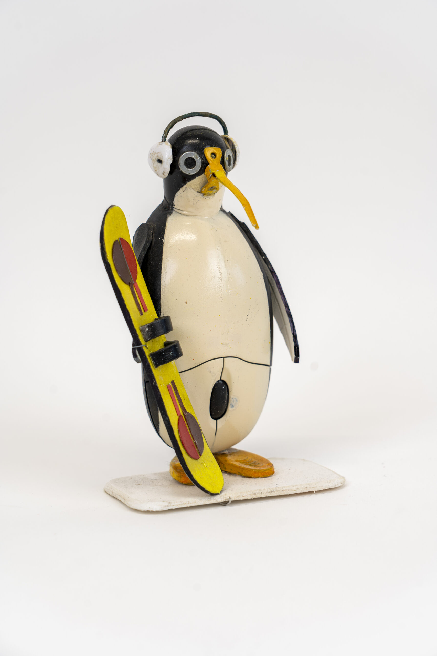 Pinguino snowboarder
